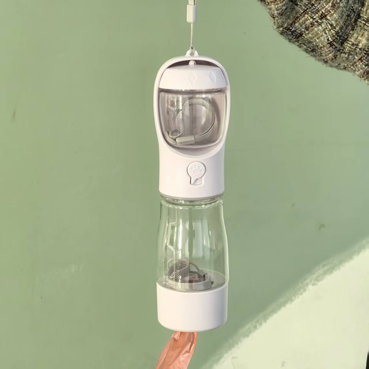 Multifunctional Water Bottle & Feeder for Dogs